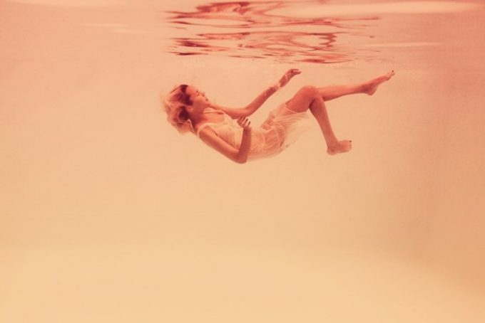 Adeline Mai Weightlessness Underwater Photos Lola Who Fashion Music Photography blog 1